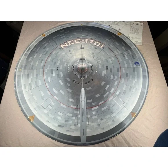 Star Trek "The Video Collection" U.S.S. Enterprise NCC-1701 Display Mobile 1988 - Picture 3 of 16